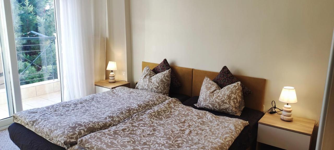 The Golden Guest House Peraia  Luaran gambar